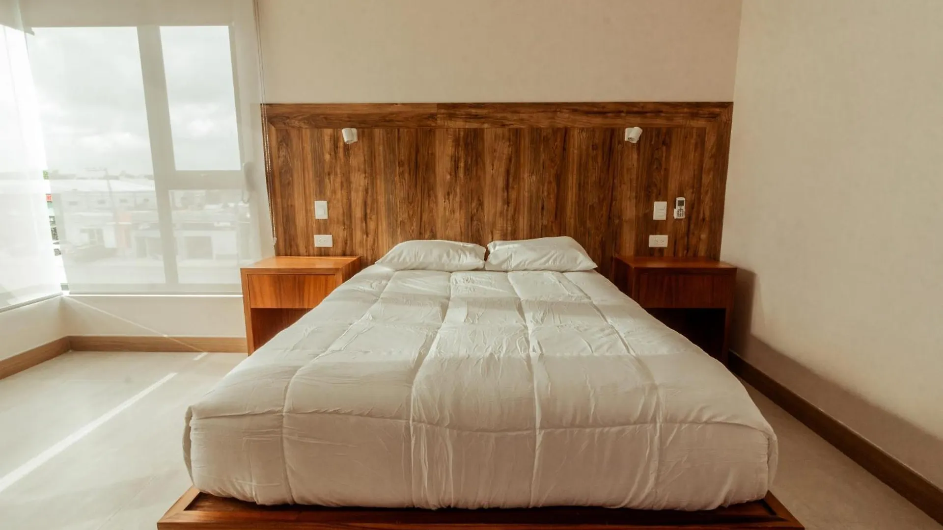 ****  Xoza Hotel Urban Escape Cancún Mexico