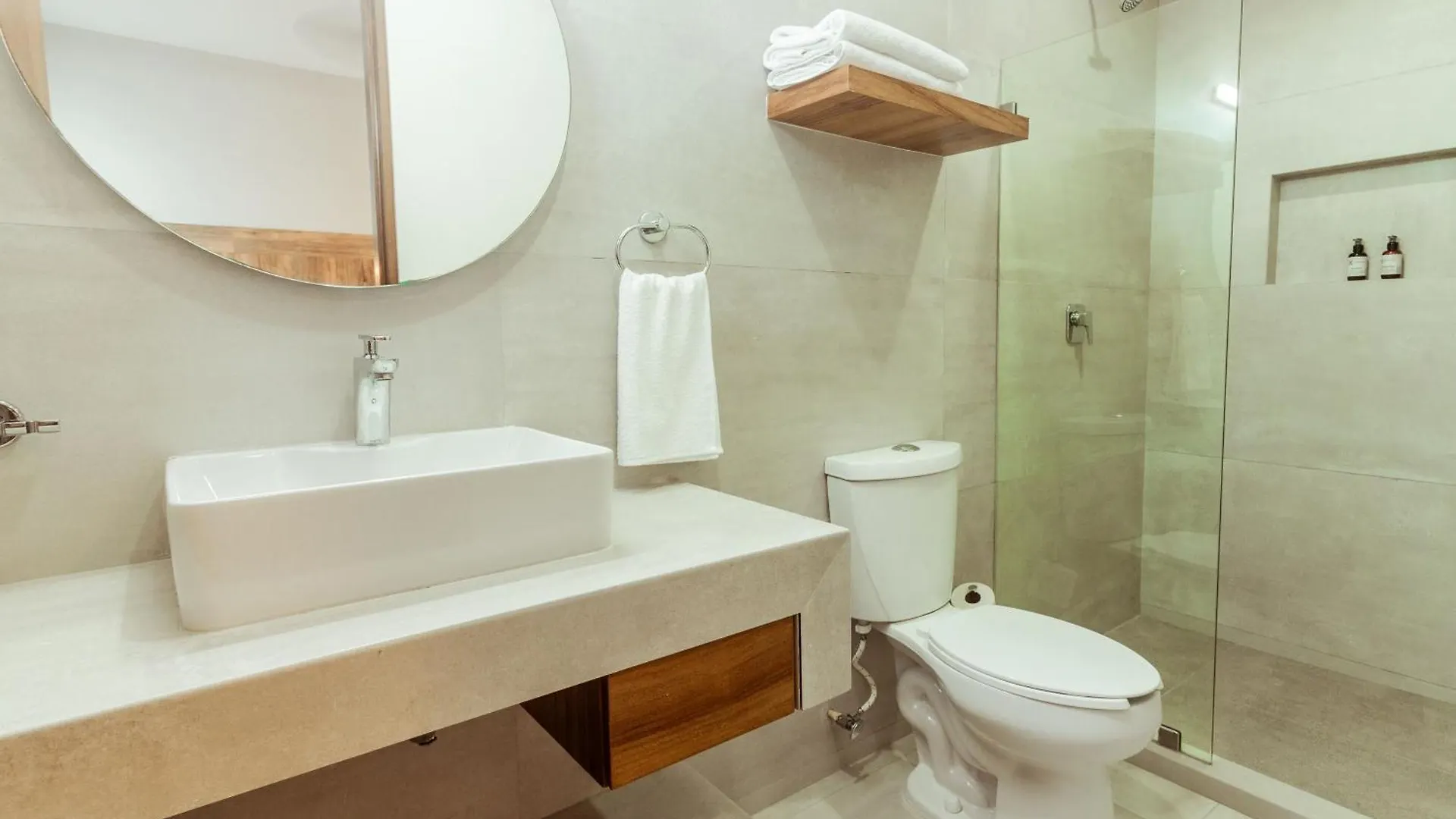 Xoza Hotel Urban Escape カンクン 4*,