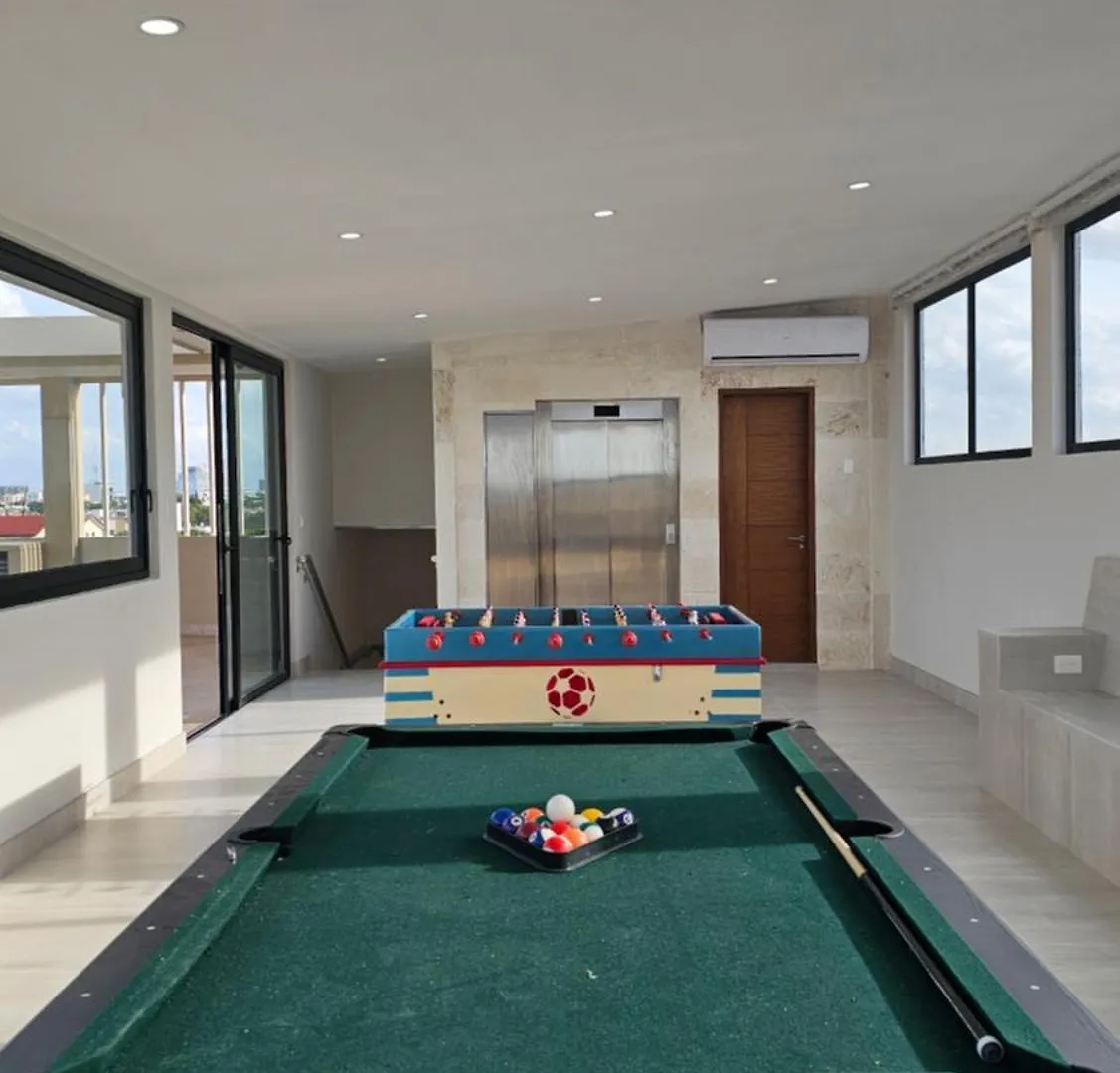 Xoza Hotel Urban Escape Cancun